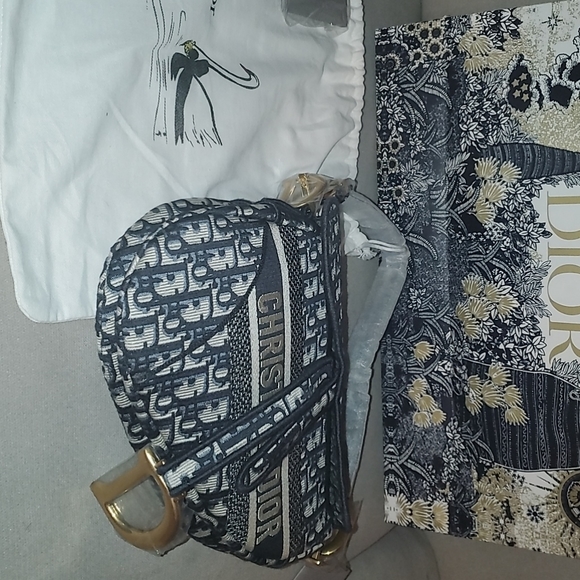 Christian Dior Saddle Bag - Picture 4 of 4